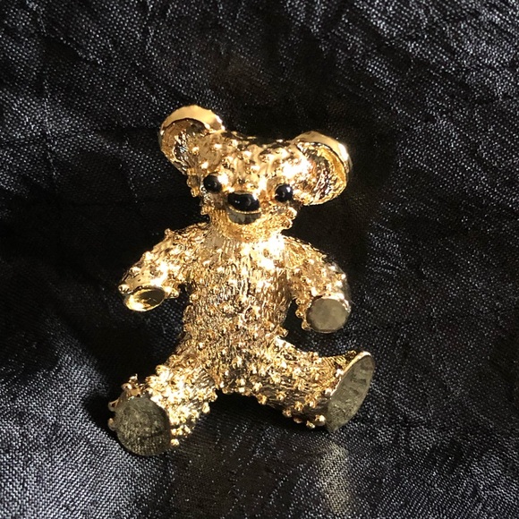 Vintage 1980’s Gerry’s Gold Tone Textured Teddy Bear pin - Picture 1 of 8